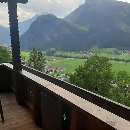 Alpine Cottage With Exceptional View Майерхофен Екстериор снимка
