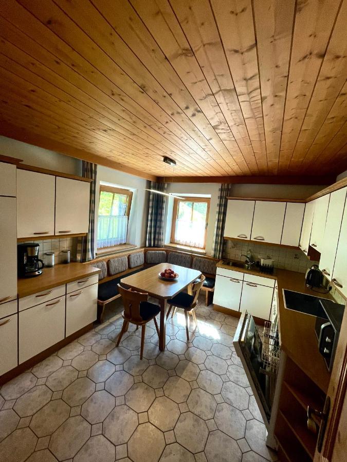Alpine Cottage With Exceptional View Майерхофен Екстериор снимка